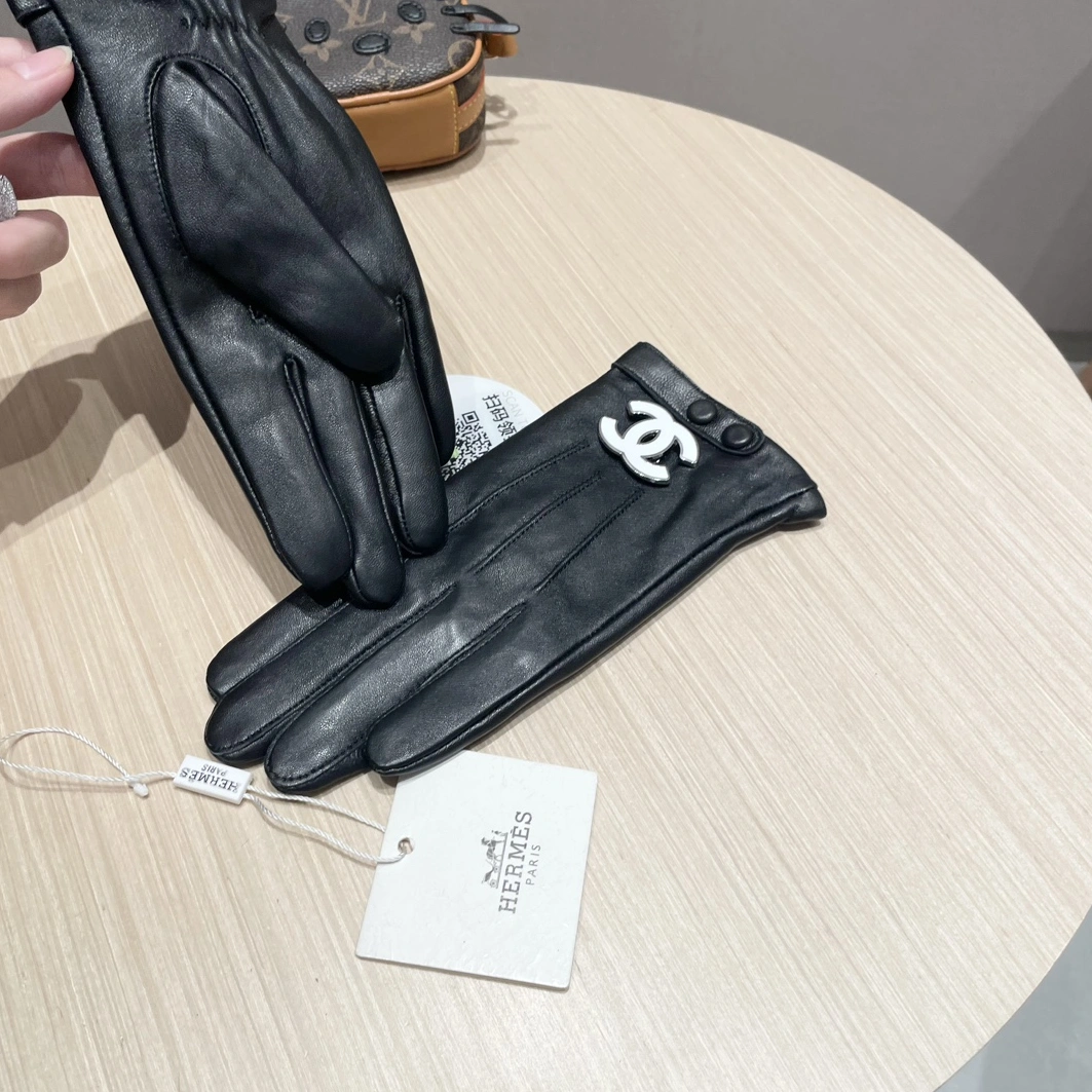 Vibrant 3390 Chanel Gloves For Women