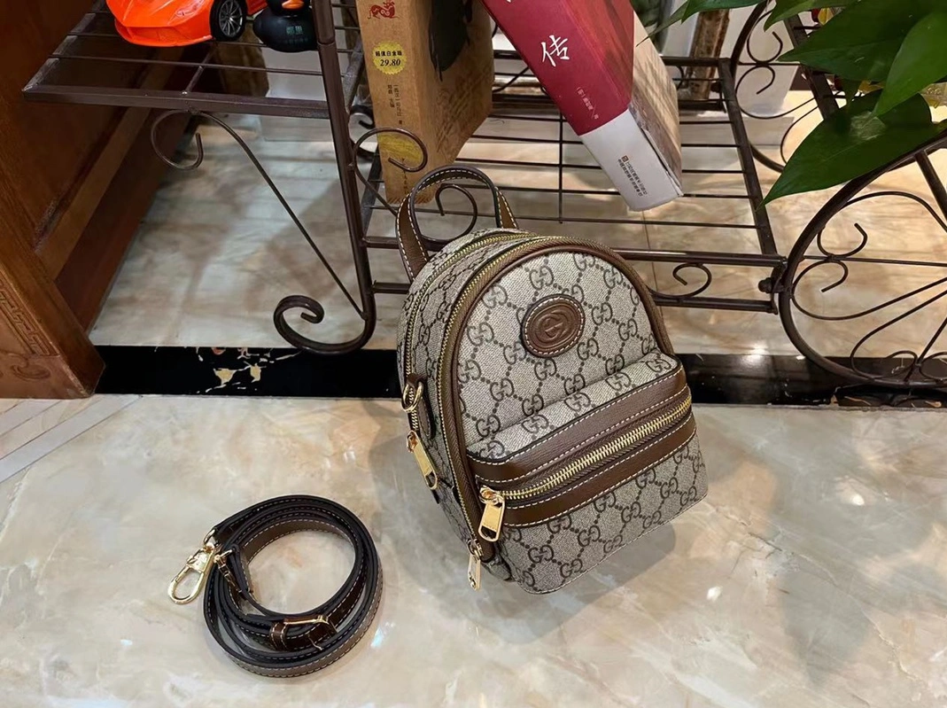 Vibrant 3391 Gucci AAA Quality Messenger Bags For Women