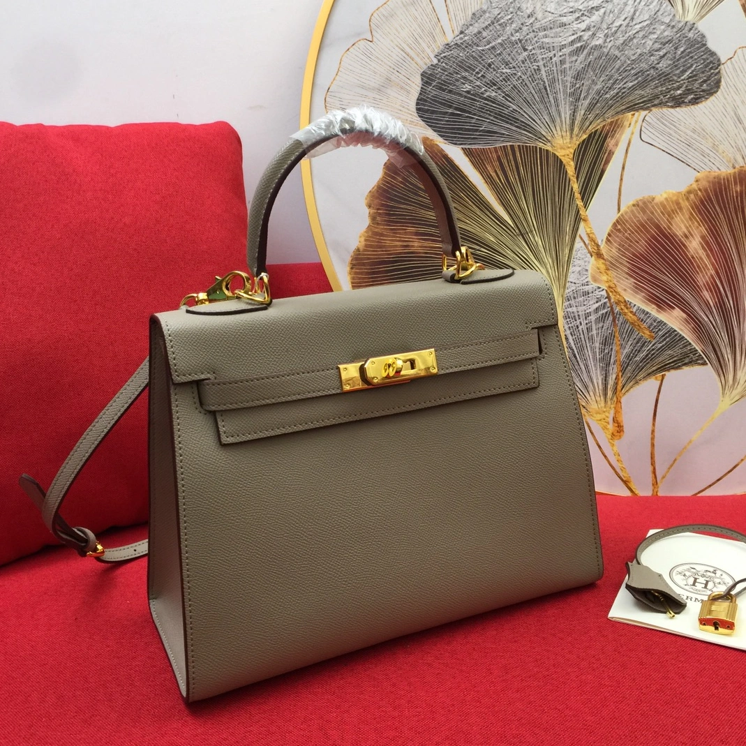Vibrant 3808 Hermes AAA Quality Messenger Bags For Women