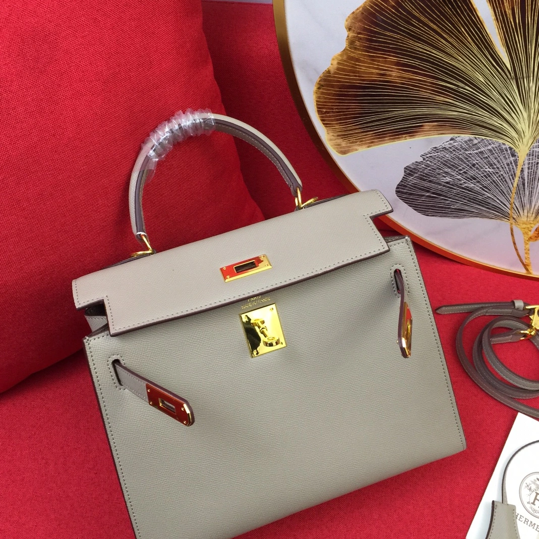 Vibrant 3808 Hermes AAA Quality Messenger Bags For Women