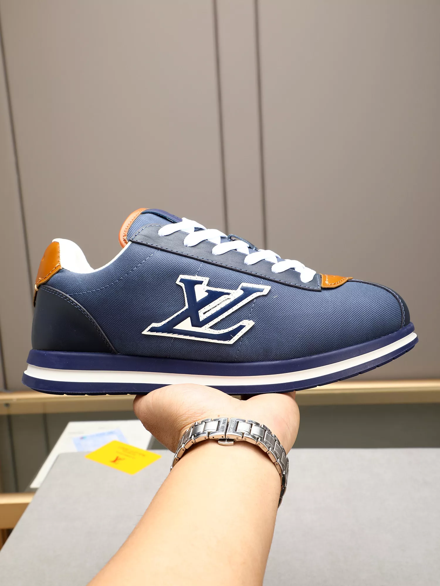 Vibrant 3819 Louis Vuitton Casual Shoes For Men