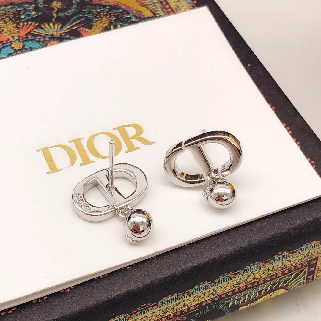 Vibrant 3848 Christian Dior Earrings For Women