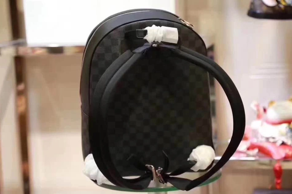 Vibrant 3899 Louis Vuitton LV AAA Quality Backpacks