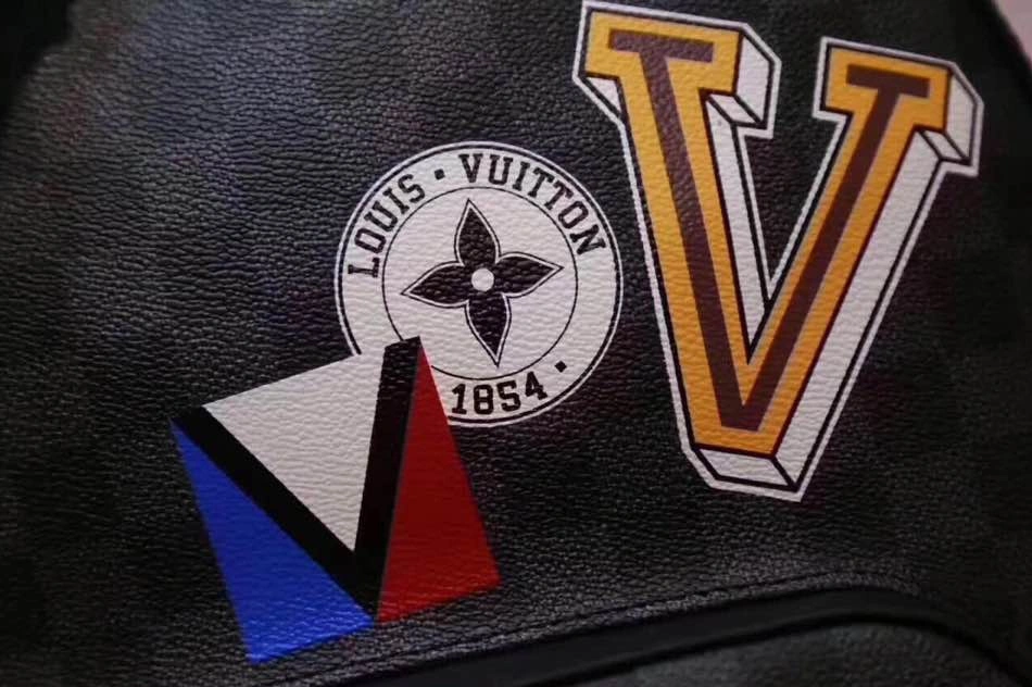 Vibrant 3899 Louis Vuitton LV AAA Quality Backpacks