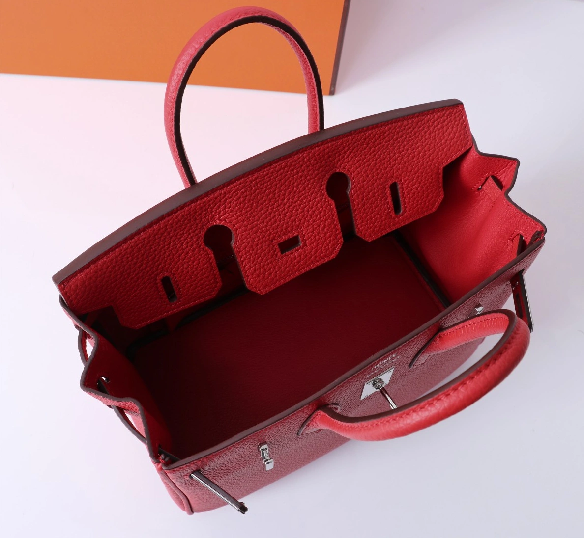 Vibrant 3920 Hermes AAA Quality Handbags For Women