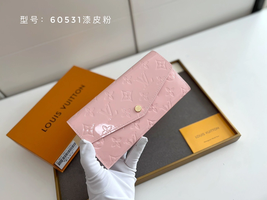 Vibrant 3948 Louis Vuitton AAA Quality Wallets