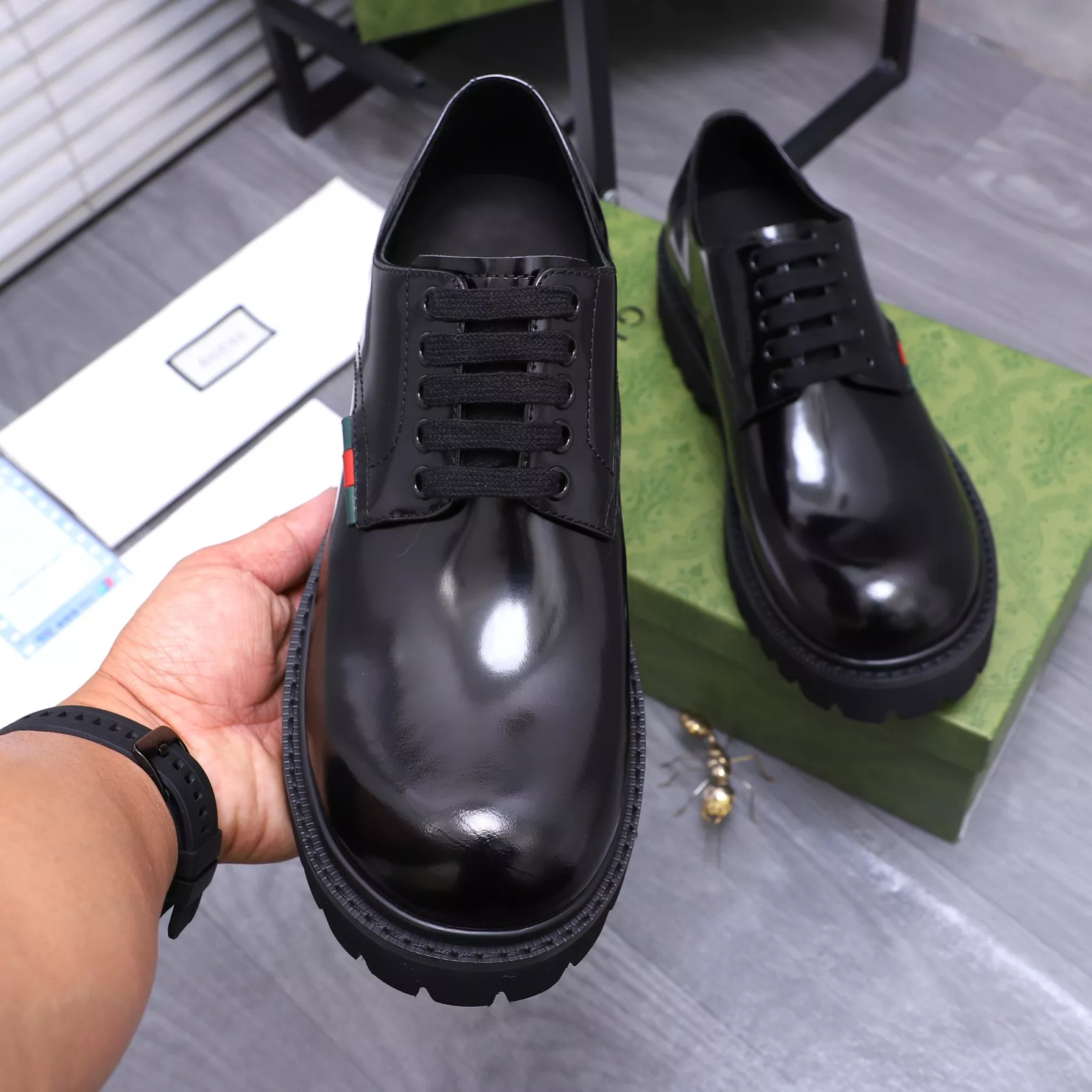 Vibrant 4246 Gucci Oxfords Shoes For Men