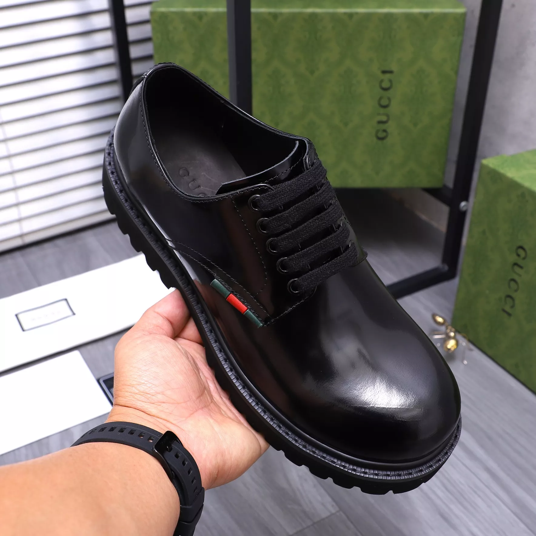 Vibrant 4246 Gucci Oxfords Shoes For Men
