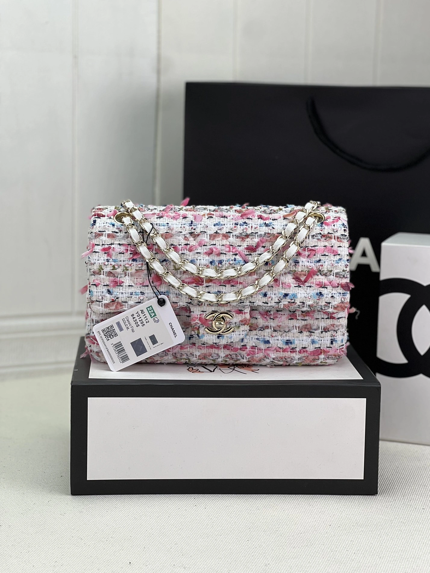 Vibrant 4255 Chanel AAA Quality Messenger Bags For Women