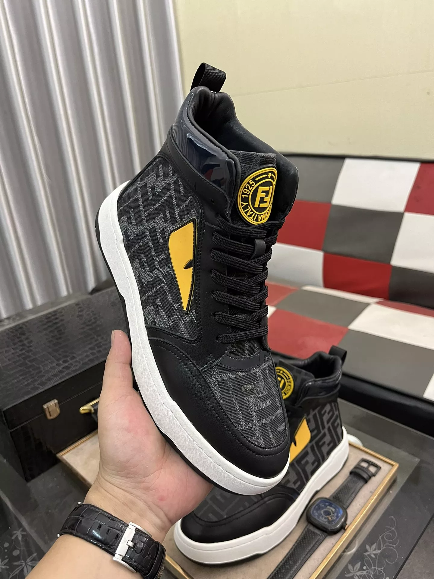 Vibrant 4580 Fendi High Tops Casual Shoes For Men