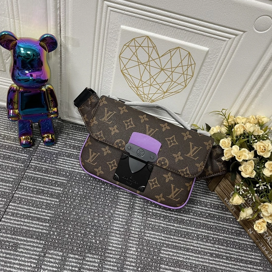 Vibrant 4597 Louis Vuitton LV AAA Quality Belt Bags