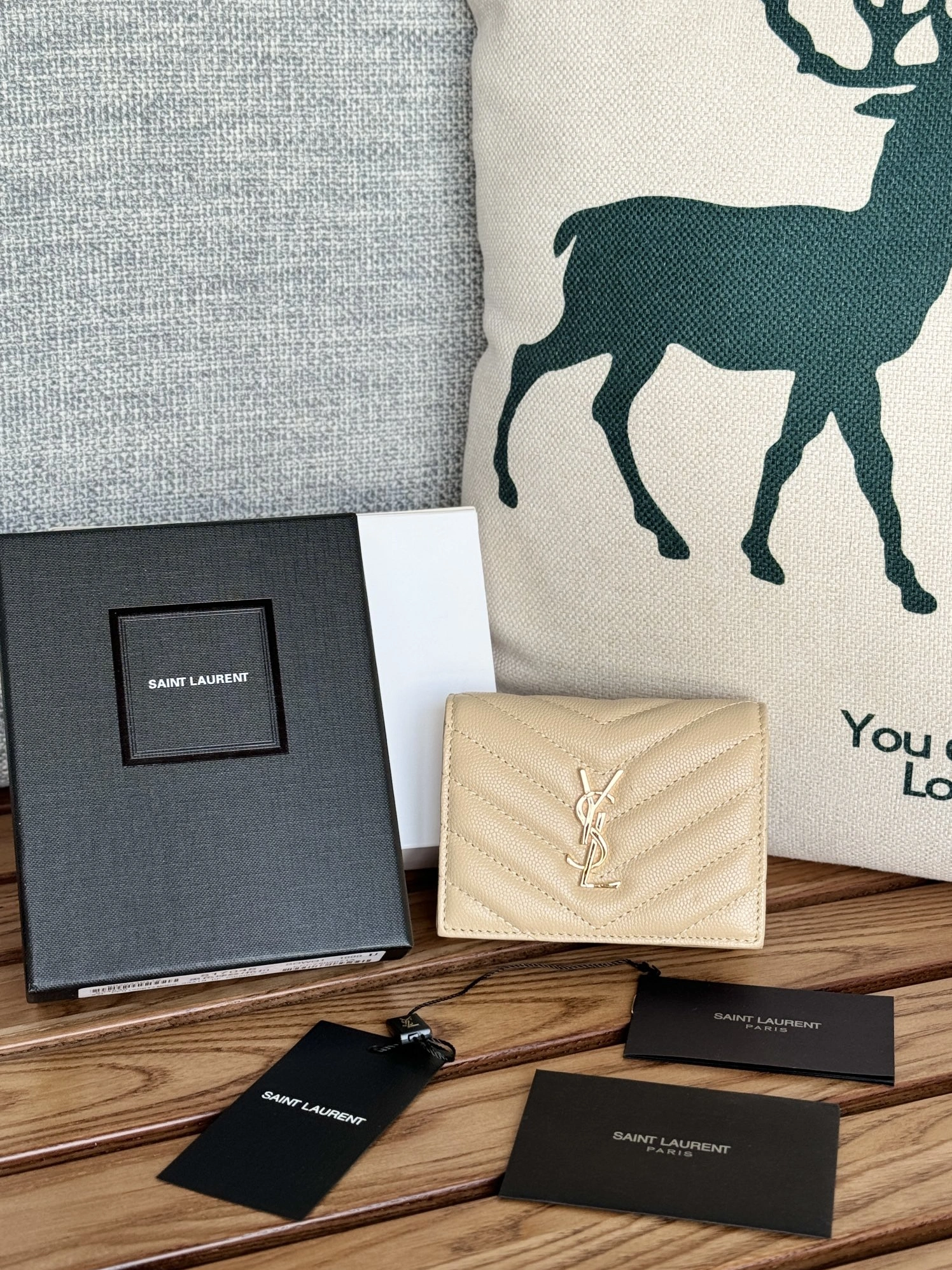 Vibrant 4621 Yves Saint Laurent AAA Quality Wallets