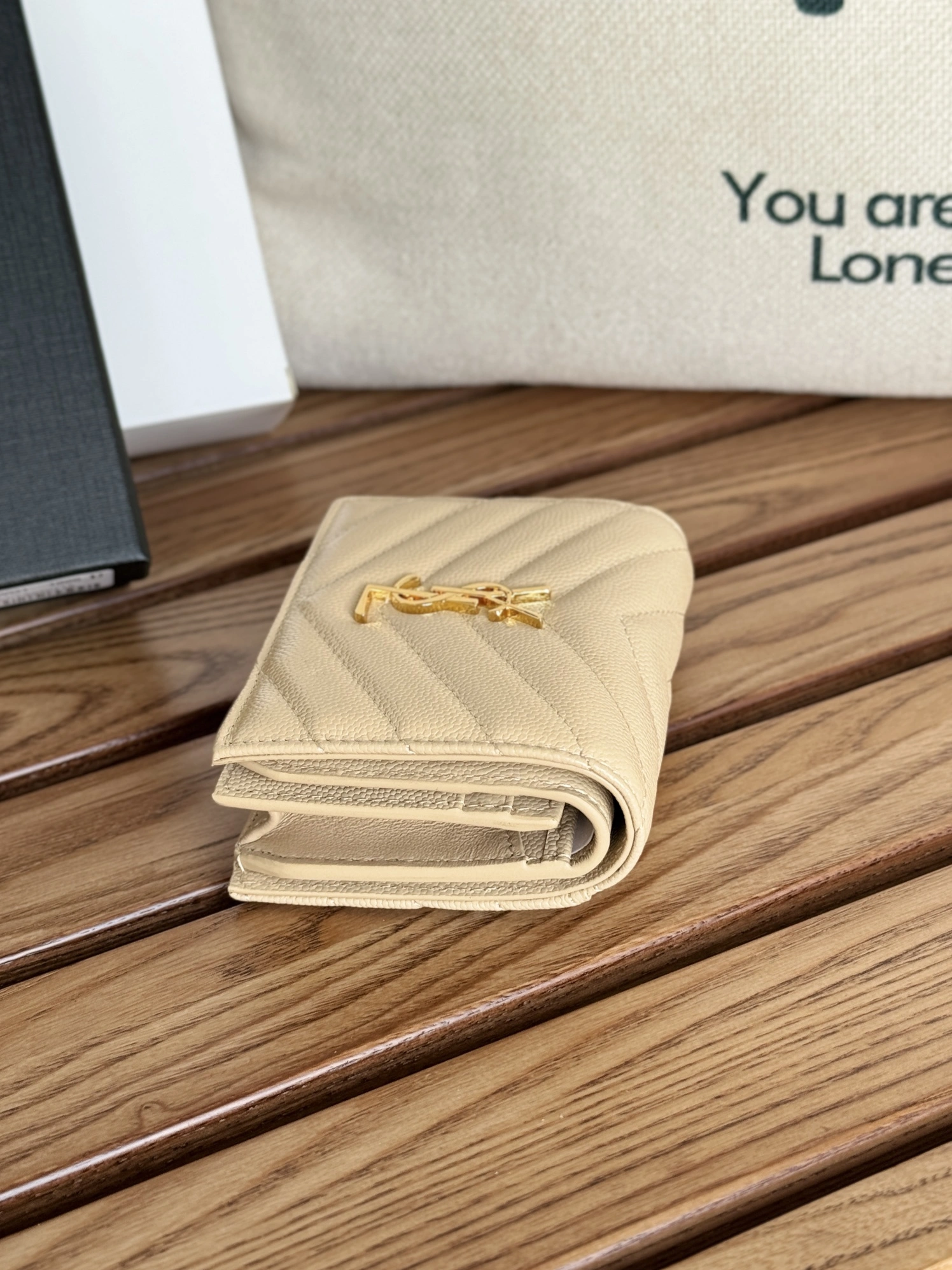 Vibrant 4621 Yves Saint Laurent AAA Quality Wallets