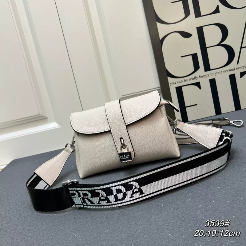 Vibrant 483 Prada AAA Quality Messenger Bags For Women