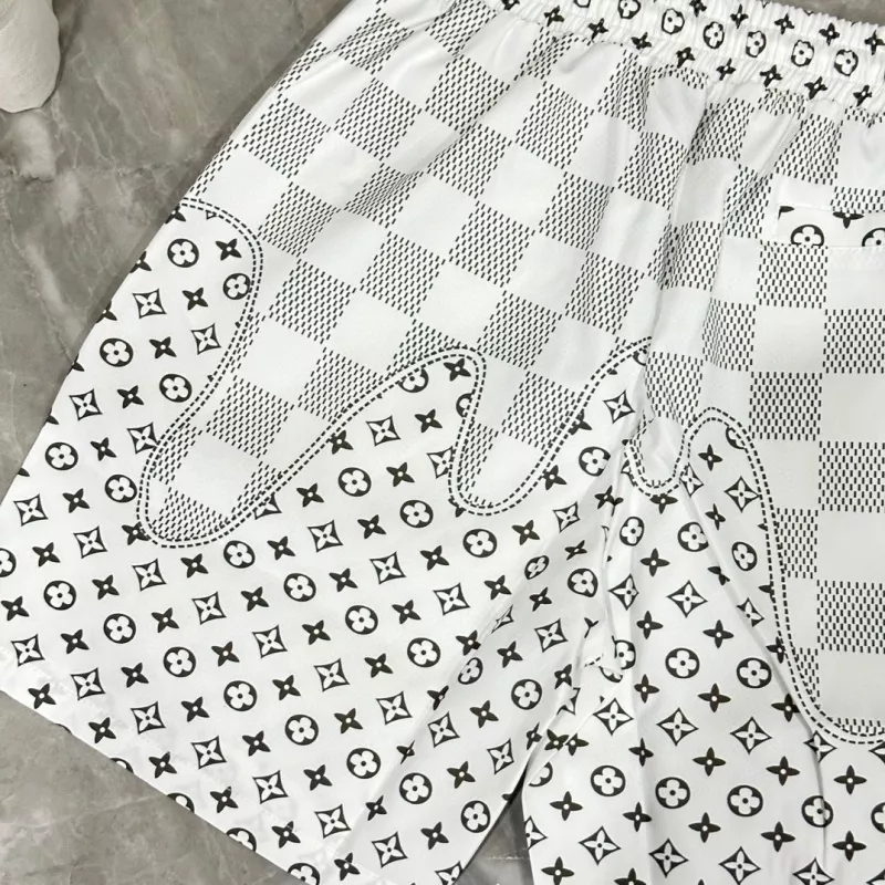 Vibrant 5026 Louis Vuitton LV Pants For Men