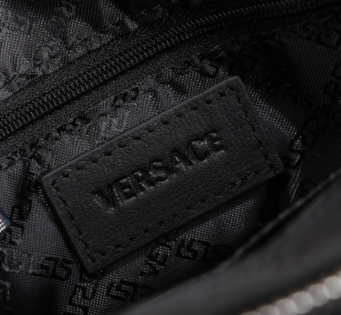 Vibrant 5037 Versace AAA Man Messenger Bags