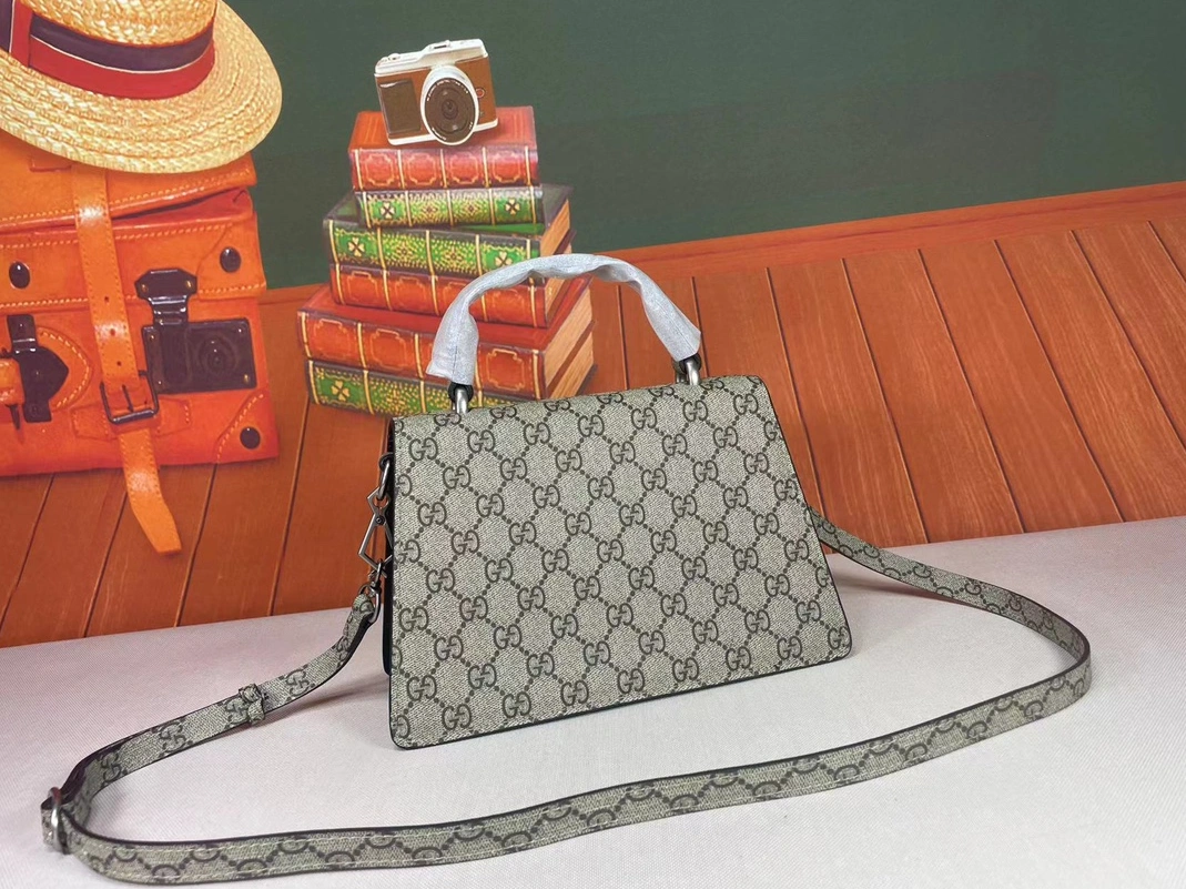 Vibrant 5098 Gucci AAA Quality Messenger Bags For Women