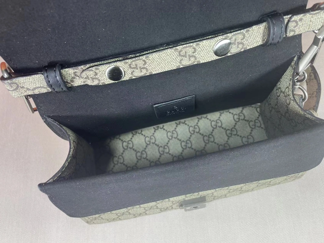 Vibrant 5098 Gucci AAA Quality Messenger Bags For Women