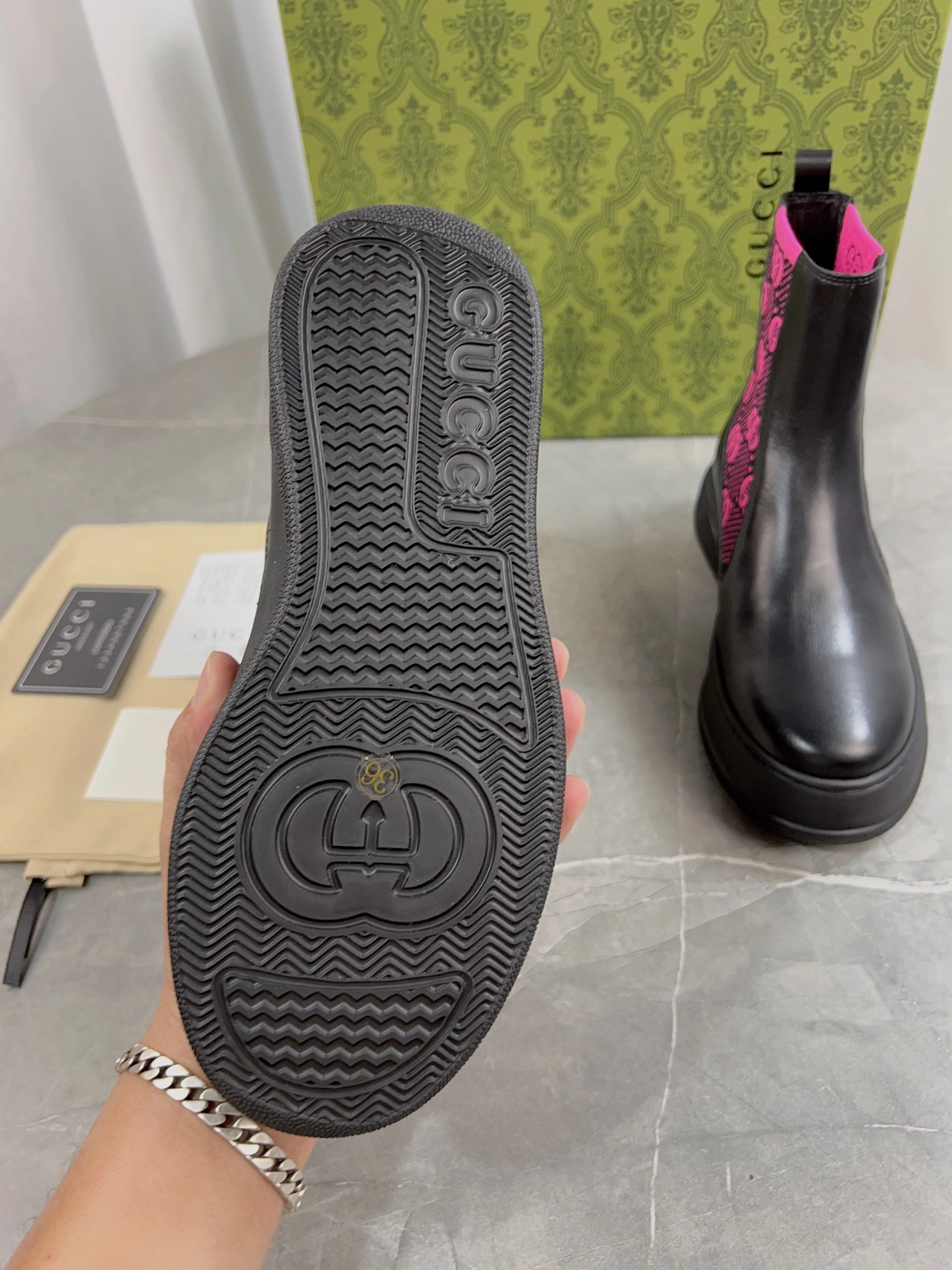 Vibrant 532 Gucci Boots For Men
