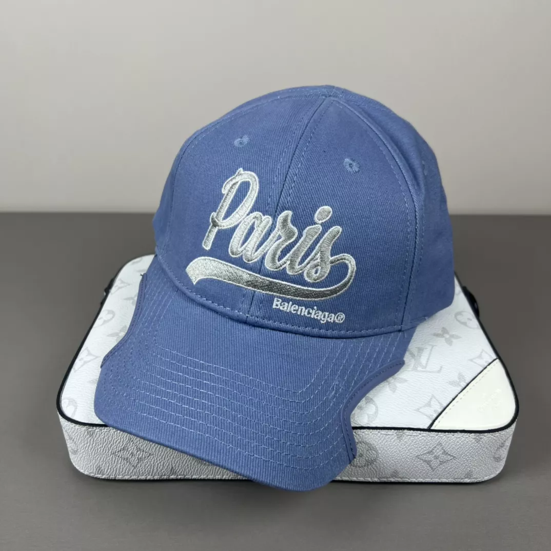 Vibrant 536 Balenciaga Caps