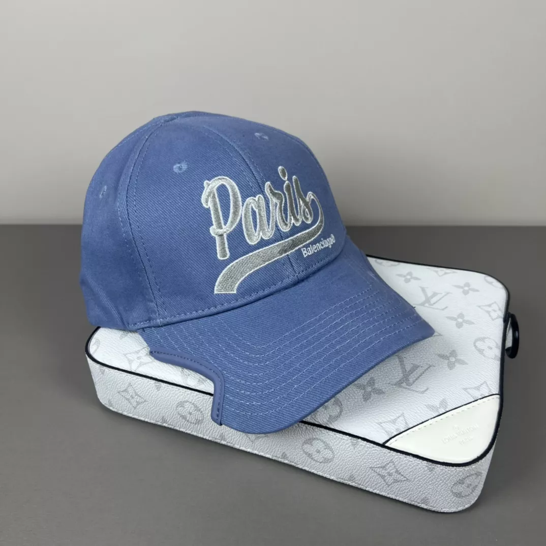 Vibrant 536 Balenciaga Caps