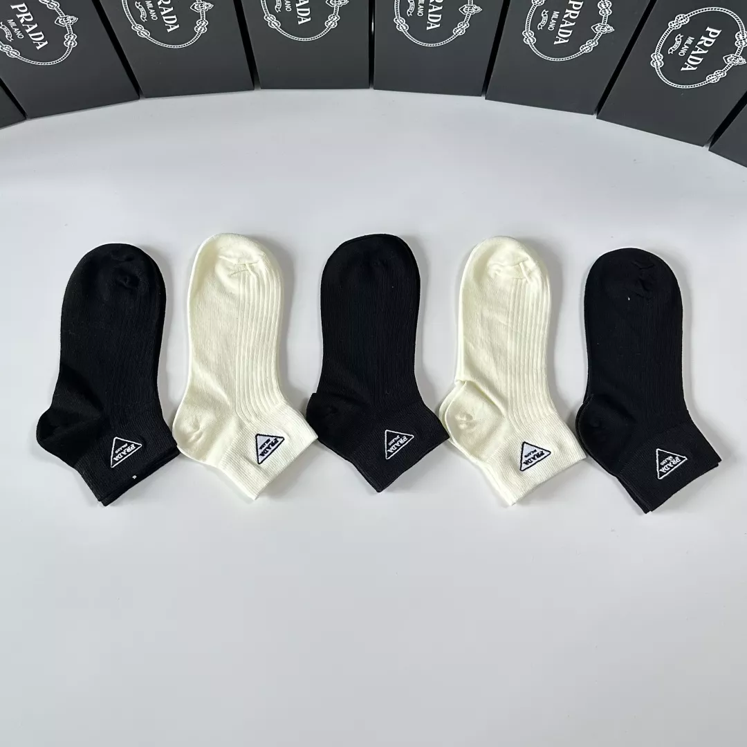 Vibrant 5381 Prada Socks