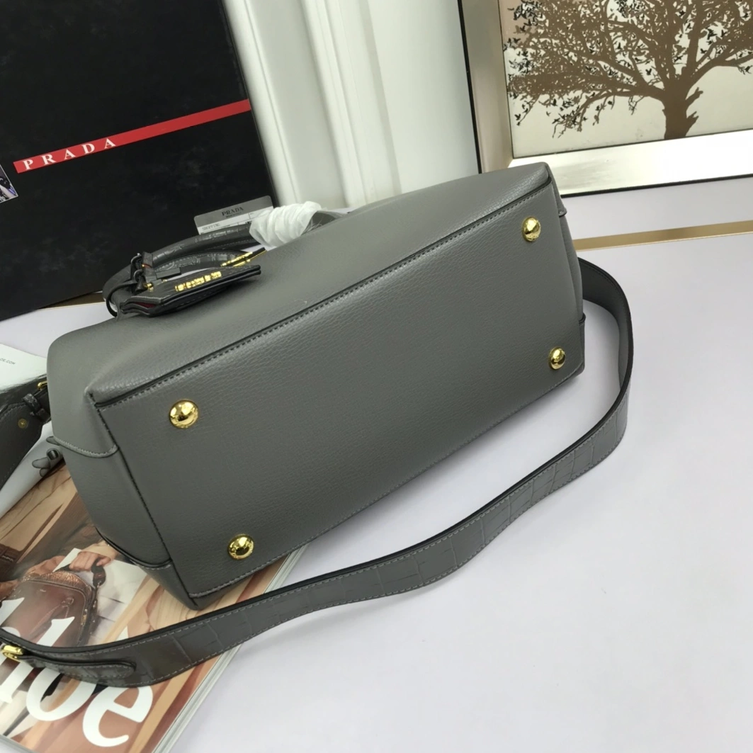 Vibrant 5386 Prada AAA Quality Handbags For Women