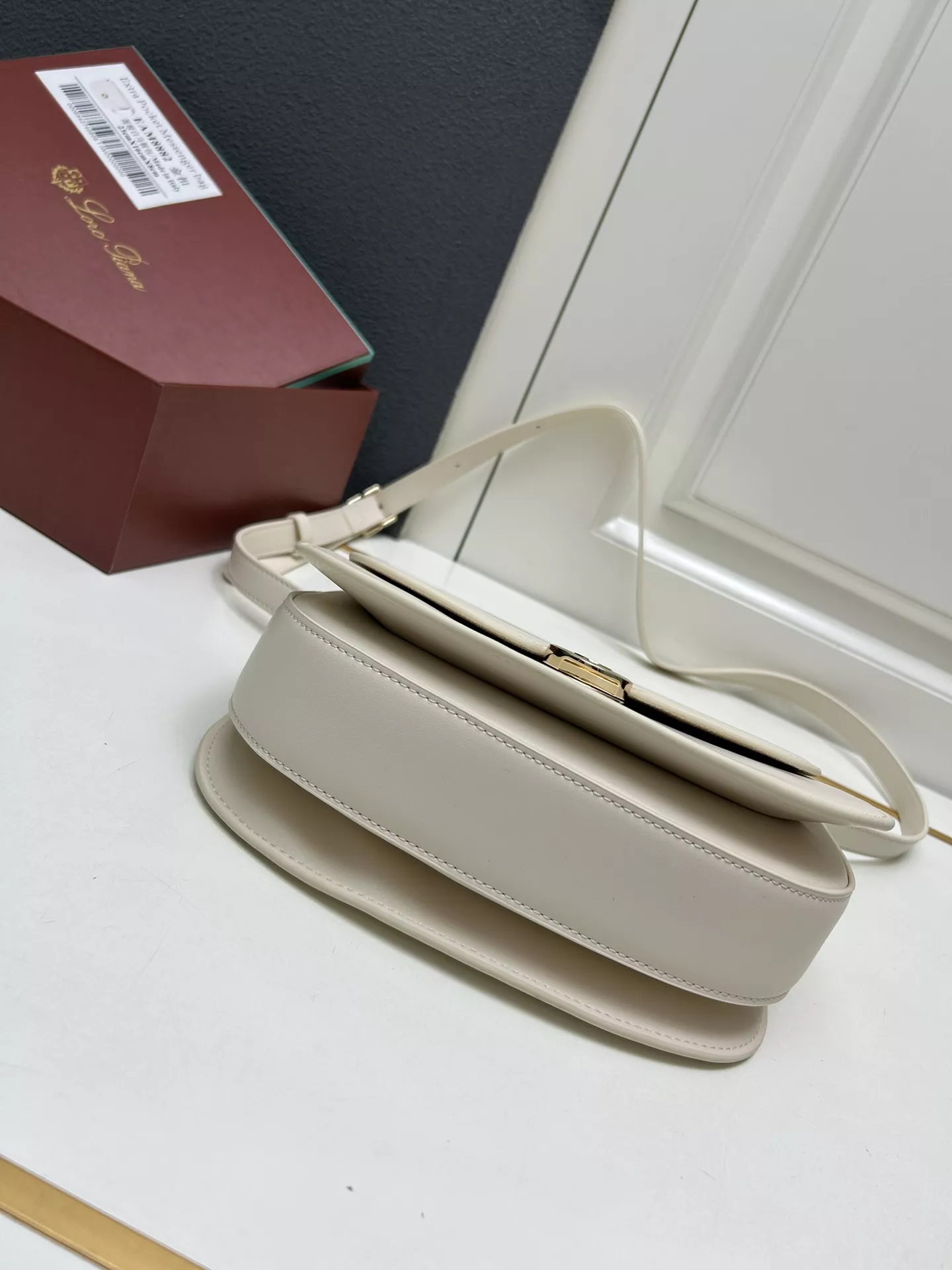 Vibrant 5453 Loro Piana AAA Quality Messenger Bags For Women