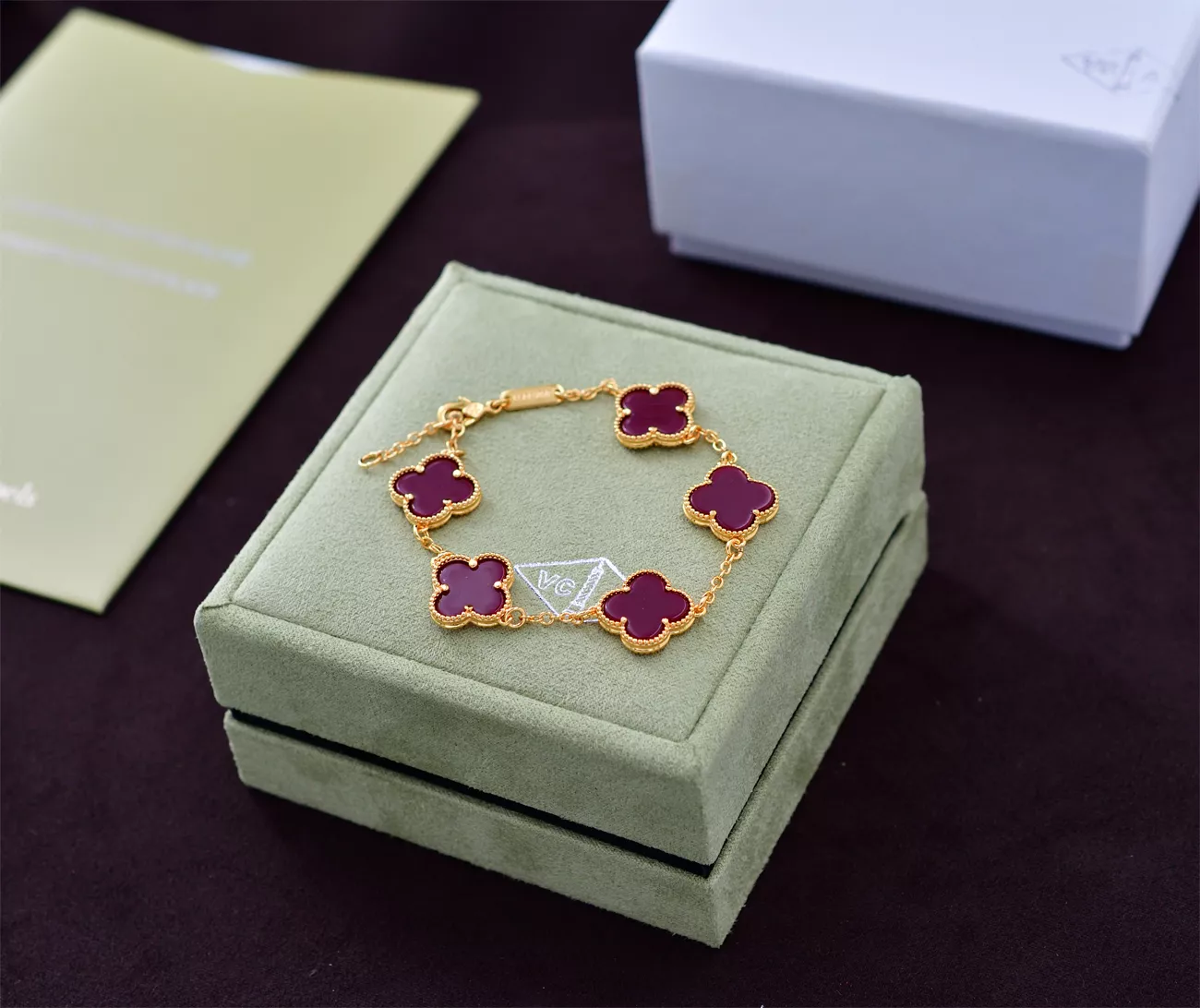 Vibrant 5461 Van Cleef & Arpels Bracelets For Women