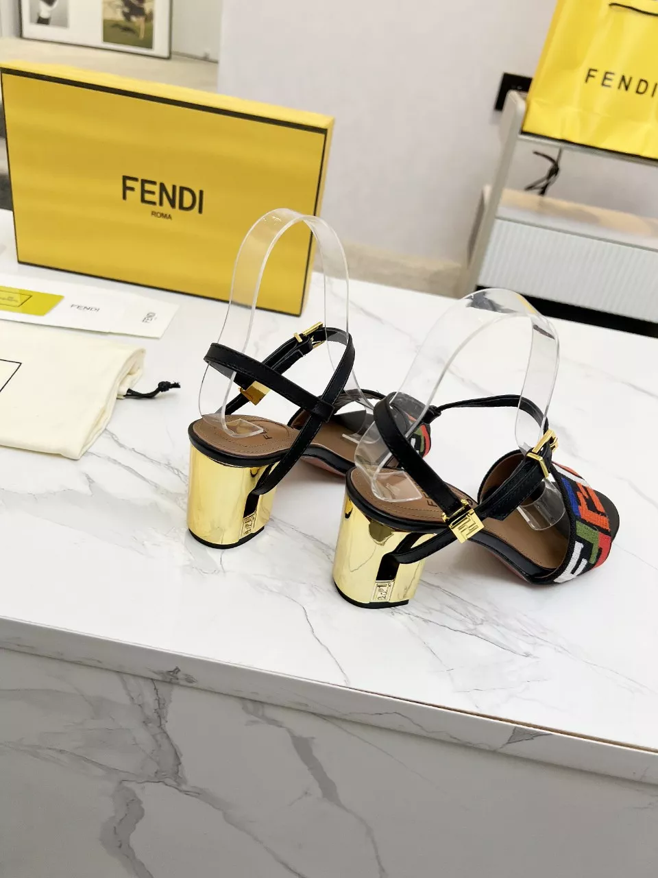 Vibrant 5504 Fendi Sandal For Women