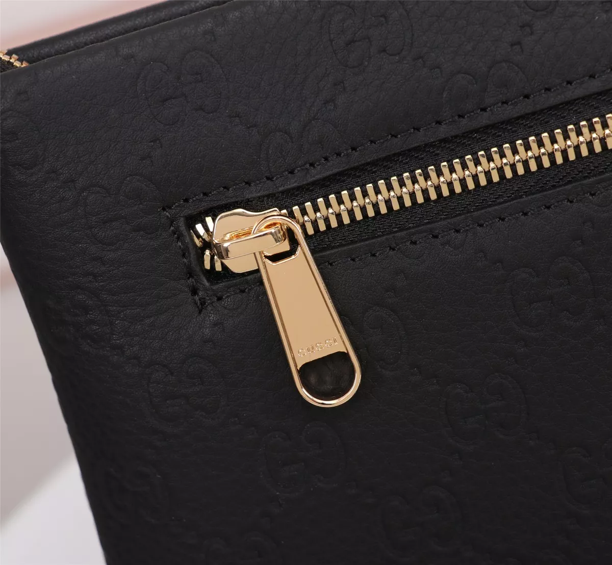 Vibrant 5715 Gucci AAA Man Wallets