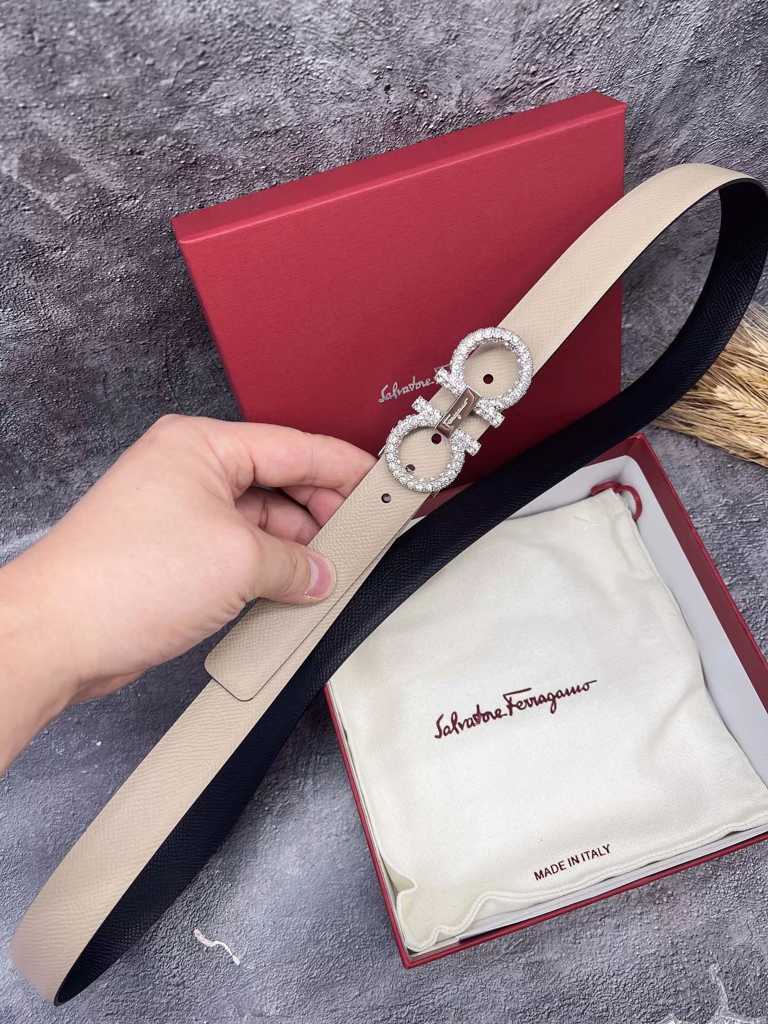 Vibrant 5987 Salvatore Ferragamo AAA Quality Belts In 2.5cm For Women