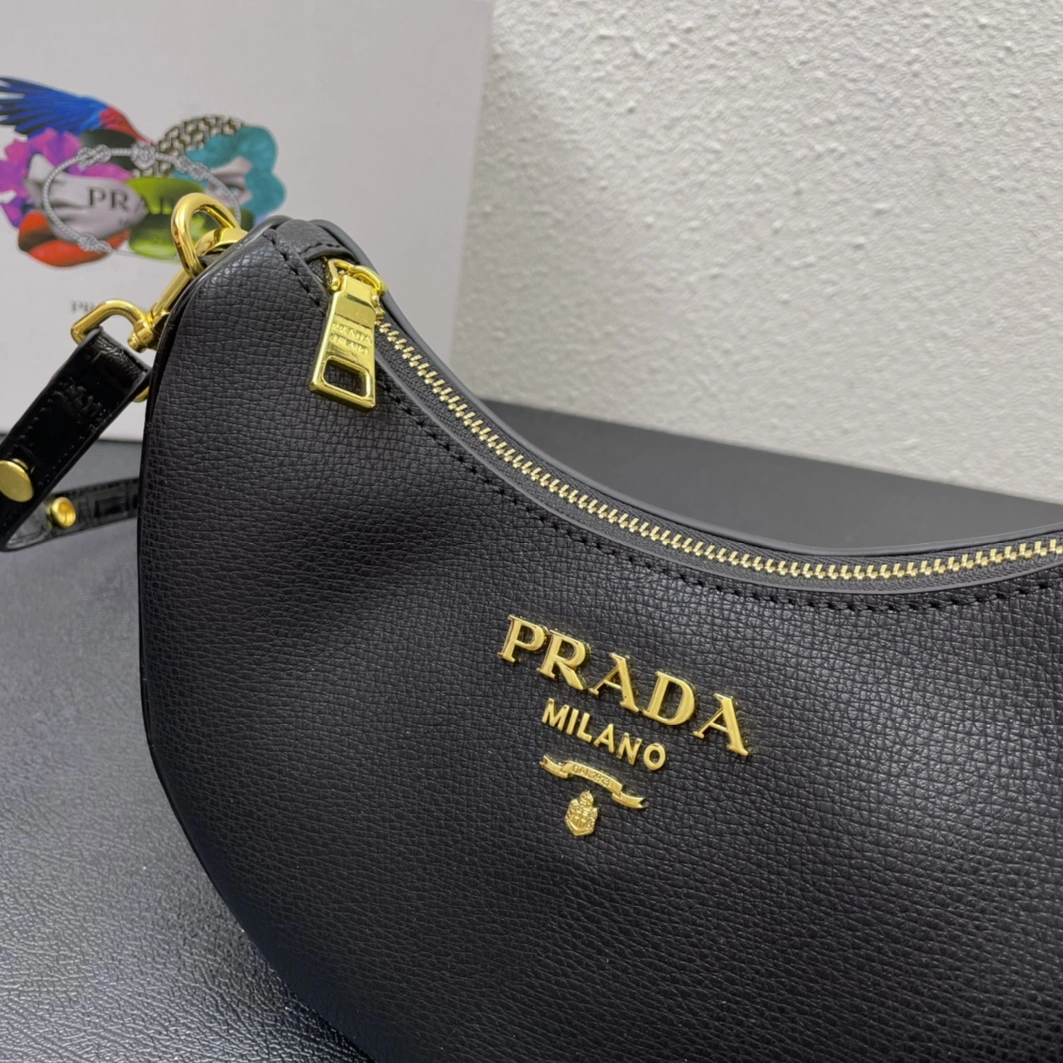 Vibrant 6055 Prada AAA Quality Messenger Bags For Women
