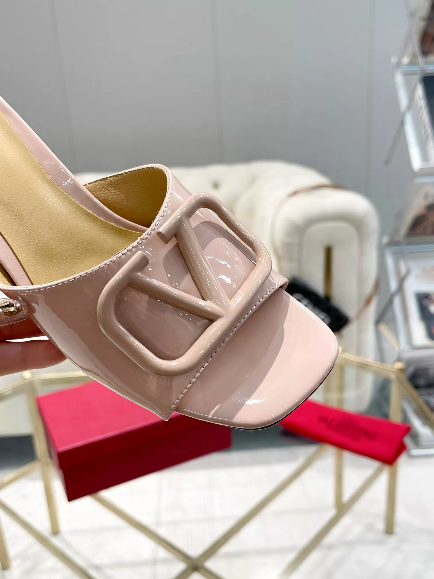 Vibrant 6153 Valentino Slippers For Women