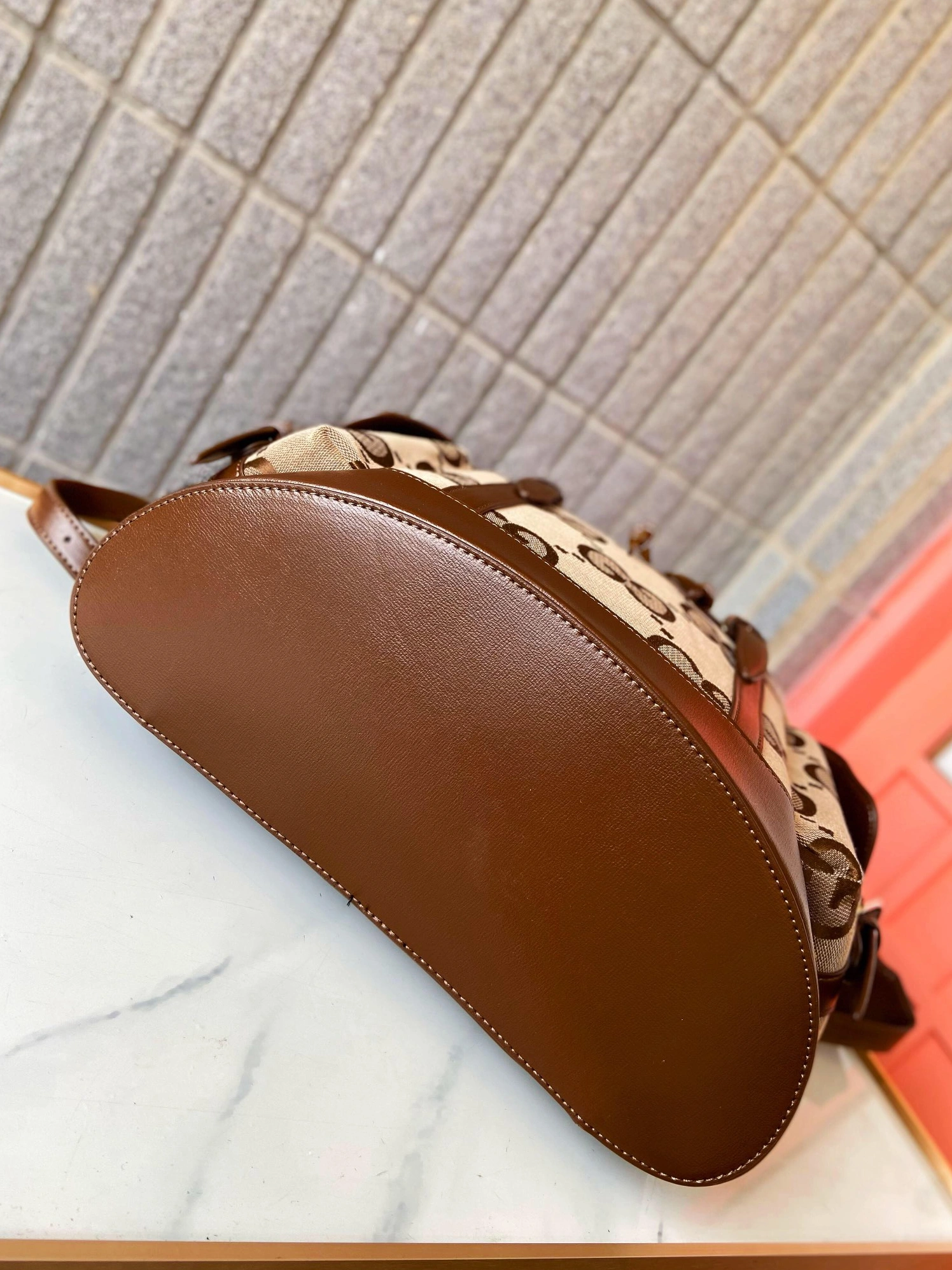 Vibrant 6336 Gucci AAA Man Backpacks