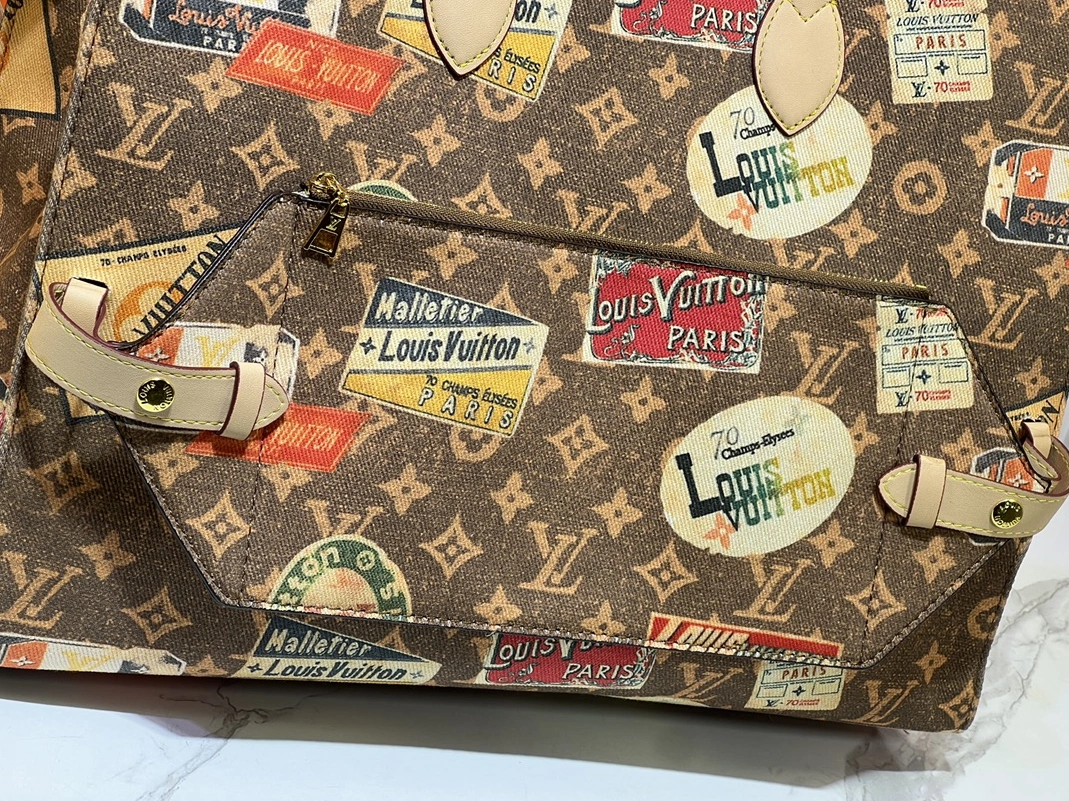 Vibrant 6485 Louis Vuitton AAA Quality Handbags For Women