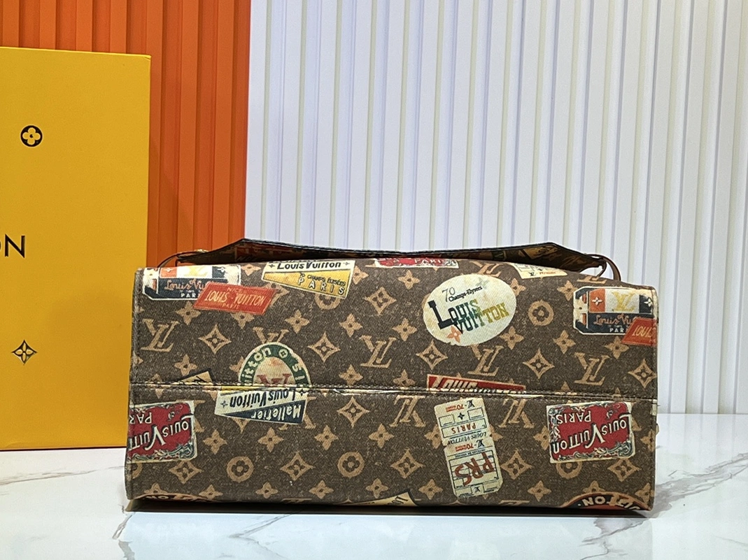 Vibrant 6485 Louis Vuitton AAA Quality Handbags For Women