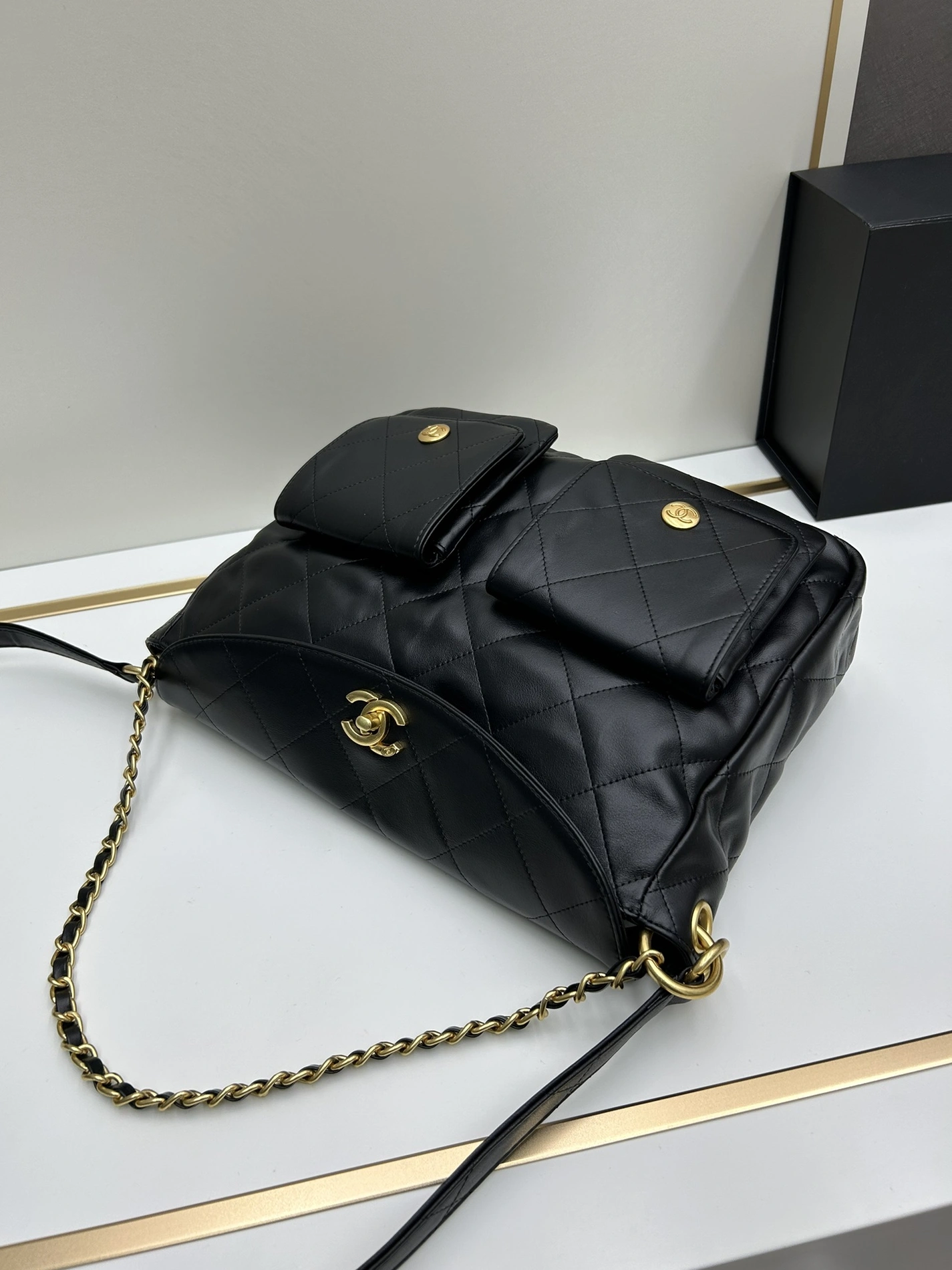 Vibrant 6609 Chanel AAA Quality Messenger Bags For Women