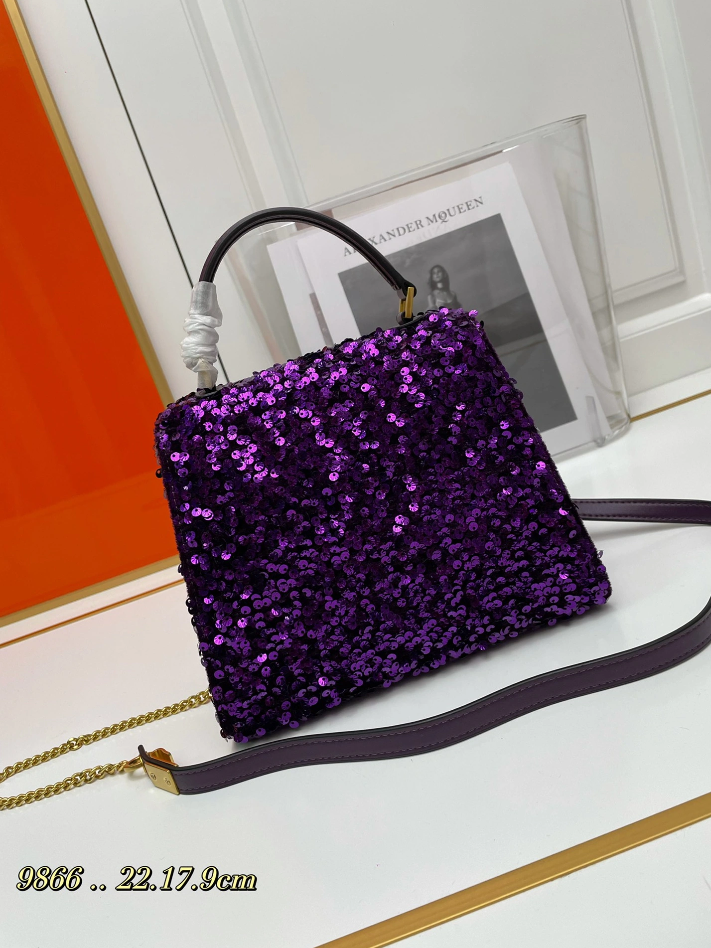 Vibrant 6704 Valentino AAA Quality Handbags For Women