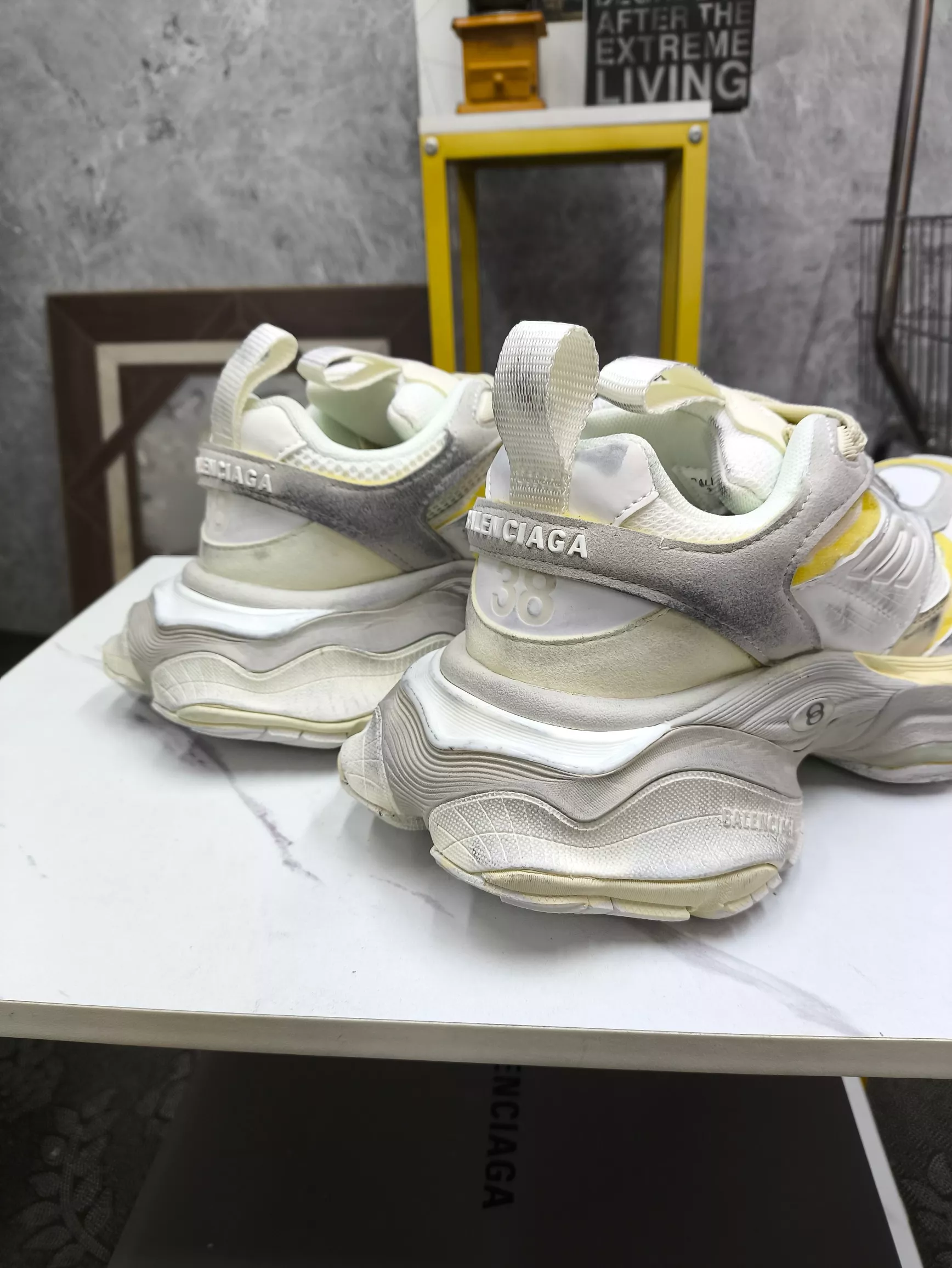 Vibrant 6757 Balenciaga Casual Shoes For Men