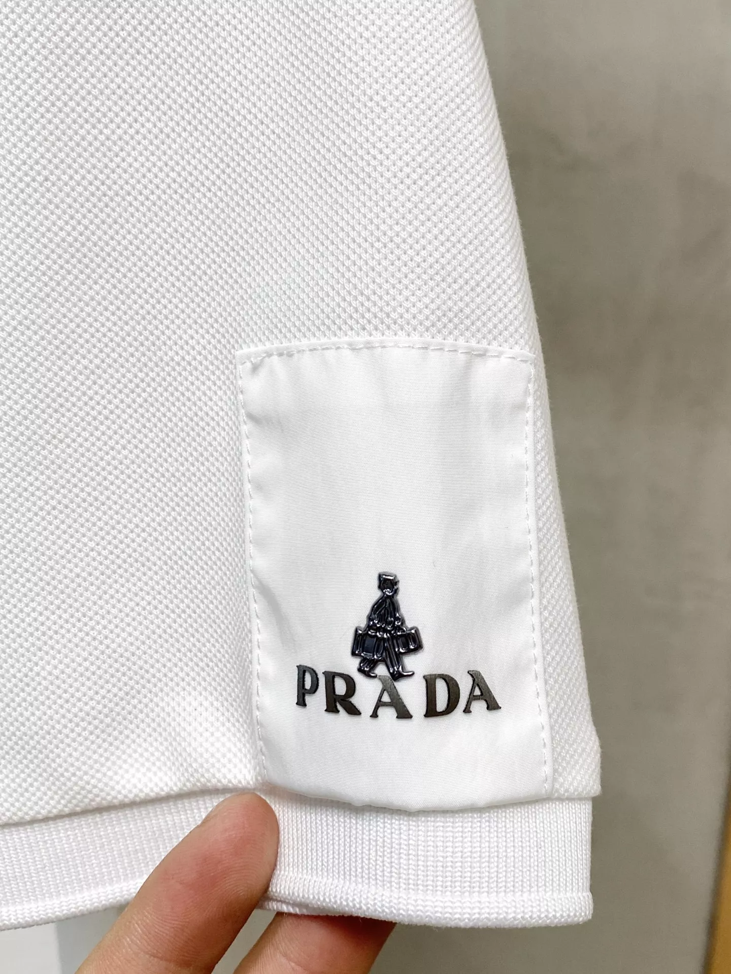 Vibrant 7008 Prada T-Shirts Short Sleeved For Men