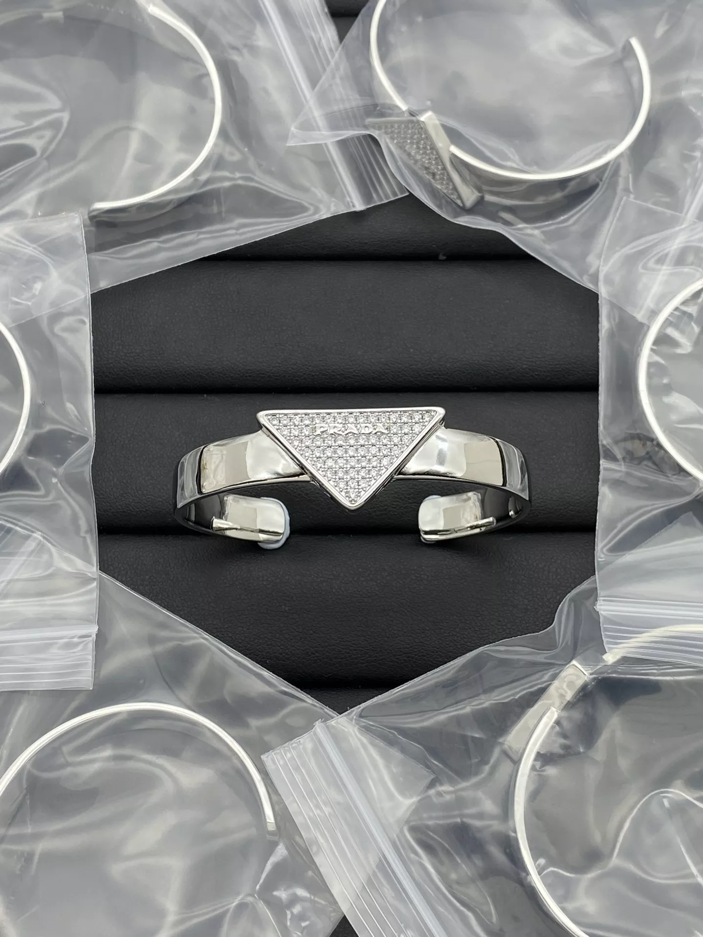 Vibrant 7160 Prada Bracelets