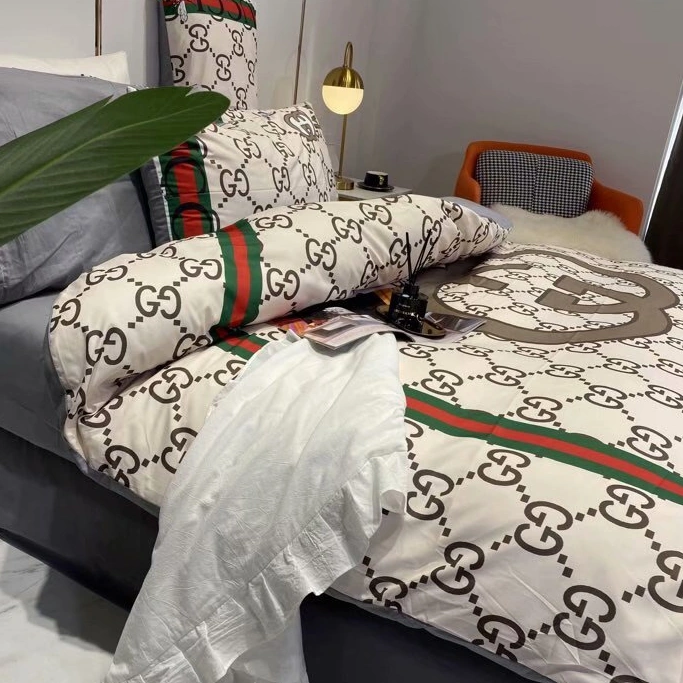Vibrant 725 Gucci Bedding