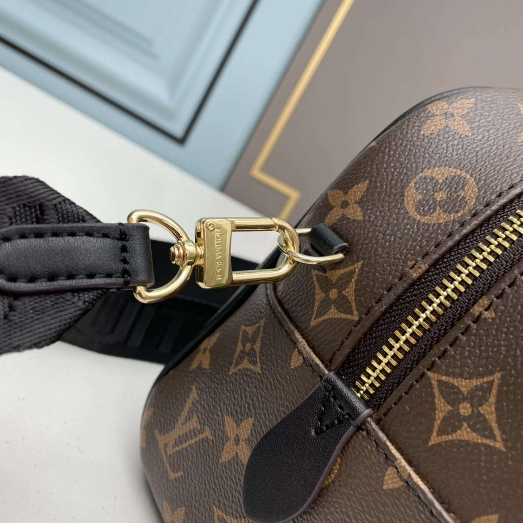 Vibrant 7270 Louis Vuitton AAA Quality Handbags For Women