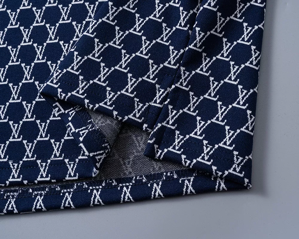 Vibrant 7423 Louis Vuitton LV T-Shirts Short Sleeved For Men