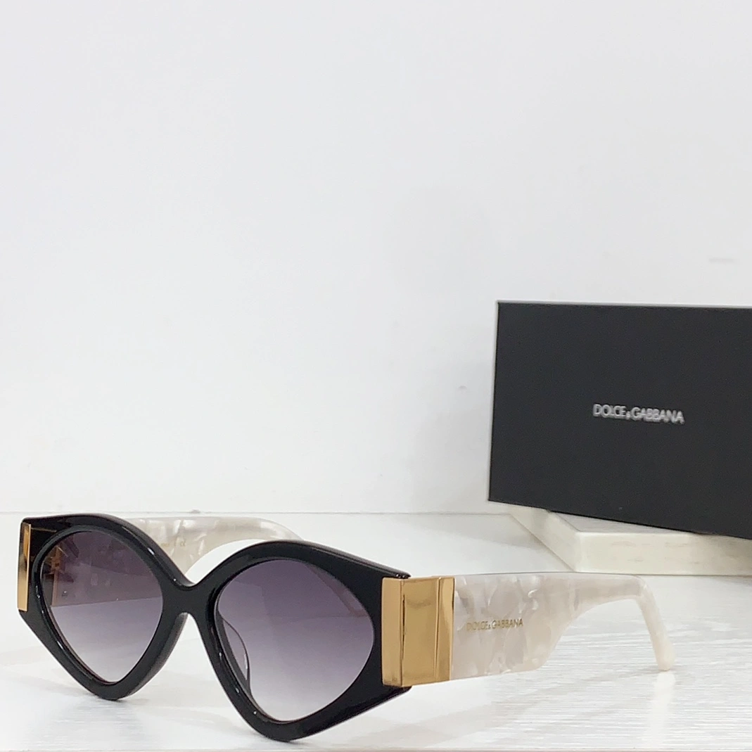 Vibrant 7445 Dolce & Gabbana AAA Quality Sunglasses