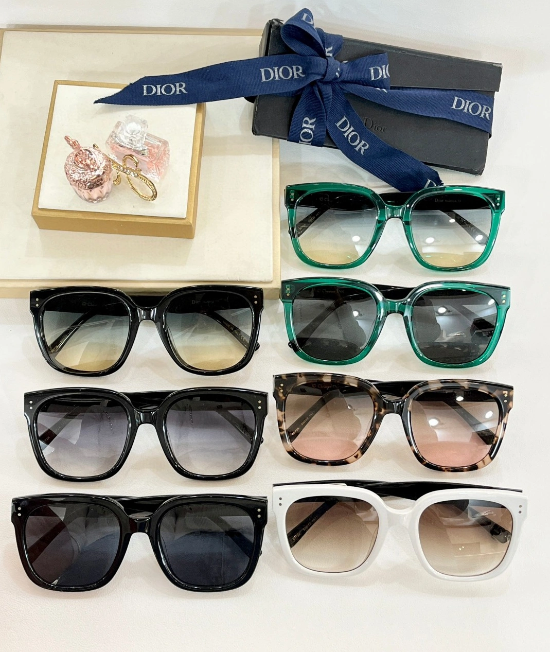 Vibrant 7453 Christian Dior AAA Quality Sunglasses