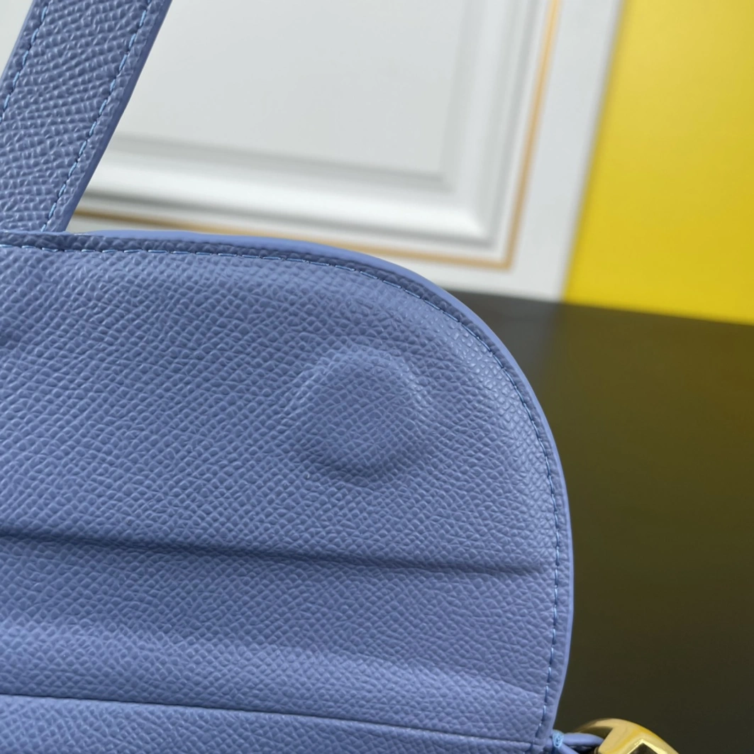 Vibrant 7539 Christian Dior AAA Quality Messenger Bags For Women