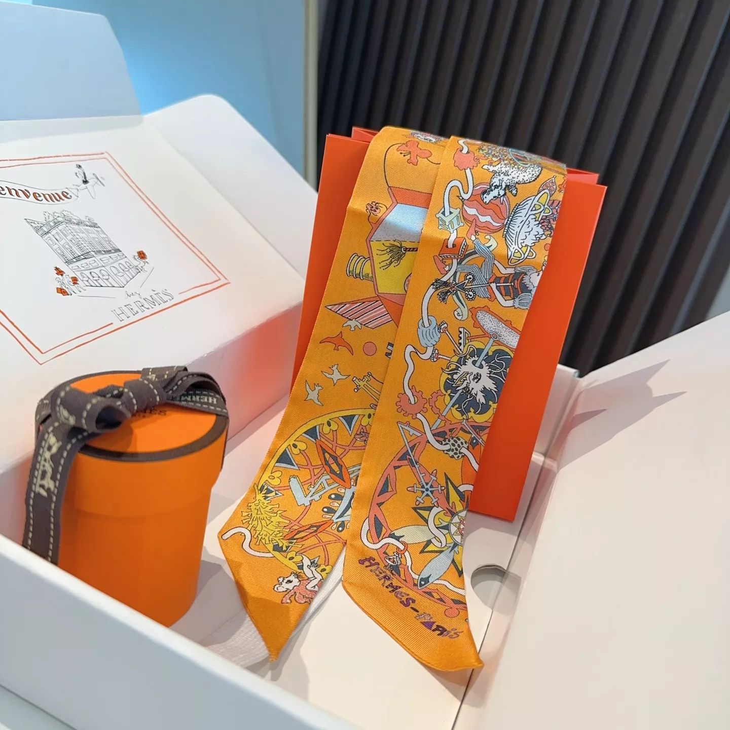 Vibrant 7569 Hermes Silk Scarf