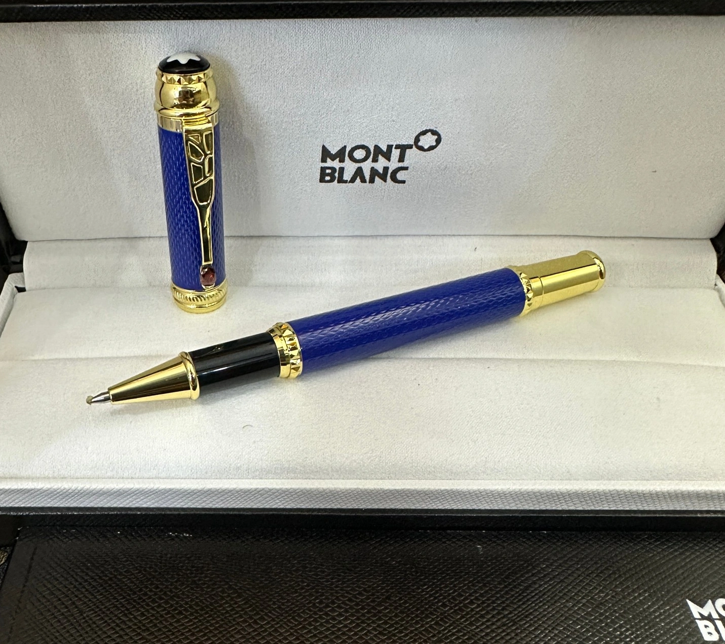 Vibrant 7674 Montblanc Pen
